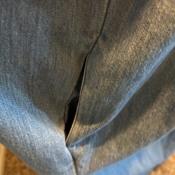 Women’s denim dress, long sleeve, 2 pockets, button up to waist, size 12 - Picture 4 of 12